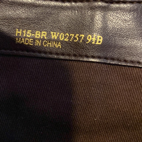 Cole Haan block heel almond toe leather ankle boots w gold hardware ankle strap - Picture 6 of 6